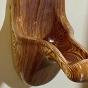 Isis, le premier urinoir féminin debout sans eau, et… en bois !