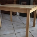 Bureau et premier meuble