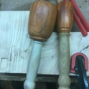 Maillet tourner, tête en padouk et manche en chene et en houx