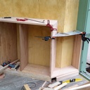 Meuble de rangement en véranda sur des murs d'angle divers