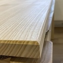 Une table carrée , pour une première réalisation.