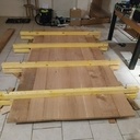 Plateau en chêne support télé