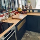 Une cuisine noire et or✨