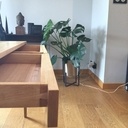 Console trois tiroirs en hêtre.