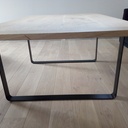 Table de salon chêne et pieds acier cintrés