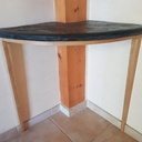 1/4 de guéridon avec plateau en ardoise rustique