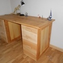 Bureau en tilleul avec tiroirs de classement