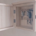 Boite à clés avec compartiment secret