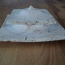 Boite orientale carrée vermoulue