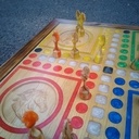 Jeu de petits chevaux