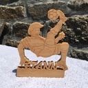 Petites figurines en hêtre, à la scie à chantourner