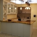 Elements de cuisine avec plan de travail en noyer massif