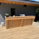 Bar bardé en mélèze