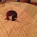 Une paire de boucles d'oreilles