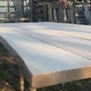 Plateau de table et sa finition faite par son propriétaire