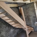 Escalier quart tournant frêne.