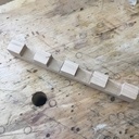 Une tablette pliante de salon en motif caillebotis