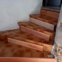 Habillage d’escalier. Châtaignier.