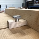 Une butée qui serre et qui plaque en trois coups de scie