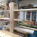 Une étagère moderne