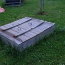 Bac à sable refermable avec bancs intégrés!