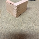 Il me suffit maintenant de tracer le centre et de percer le plus droit possible. De préférence à la perceuse à colonne.