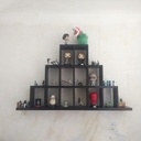 Etagère à figurines