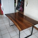 Table de salon en noyer