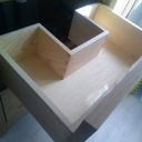 Meuble de salle de bains avec son miroir