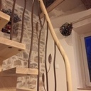 Escalier avec main-courante débillardée plongeante