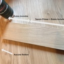 Pièce traitée Rubio Invisible avec Tannin Primer avant (partie de droite). Arrière plan sans traitement.