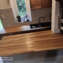 Plan de travail et tablettes cuisine