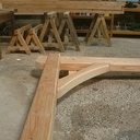 Une charpente de terrasse couverte en mélèze