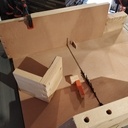 Gabarit queues droites pour scie sur table