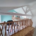 Escalier limon central et garde corps