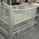 Lit bébé ave table à langer