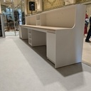 Borne d'accueil MDF et Chêne