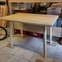 La table terminée, huilée, prête à être rentrée.