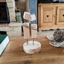 Petits couples fait de bois et de clous