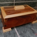 Boîte style asitatique