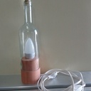 Lampe de table à partir d'une bouteille