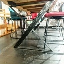 Table en frêne, piètement acier