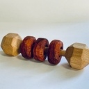 Un hochet pour Maïa