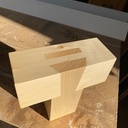 Piétement d’établi cocasse