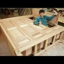 H Carpenter fait un grand «cabinet»