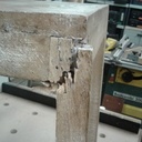 Restauration d'un pied de chaise.