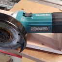 Dispositif pour redresser une meule Tormek