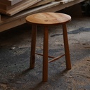 Tabouret en cèdre
