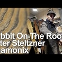 Des skis en bois, un passionné.