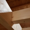 Mezzanine avec poutres apparentes